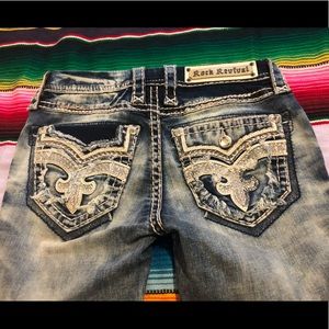 Rock revival straight leg jeans